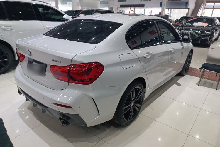 Used BMW 1 Series 2022 125i M Sport Night Edition Exterior 4