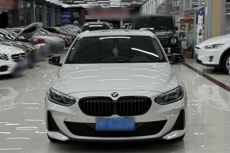 Used BMW 1 Series 2022 120i M Sport Night Edition Exterior 4