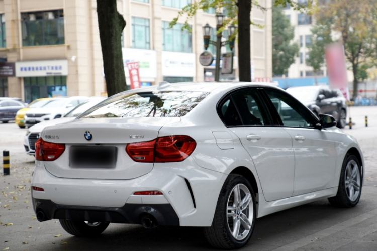 Used BMW 1 Series 2022 120i M Sport Night Edition Exterior 4