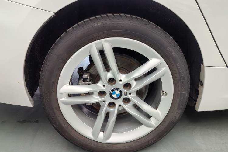 Used BMW 1 Series 2022 120i M Sport Night Edition Exterior 4