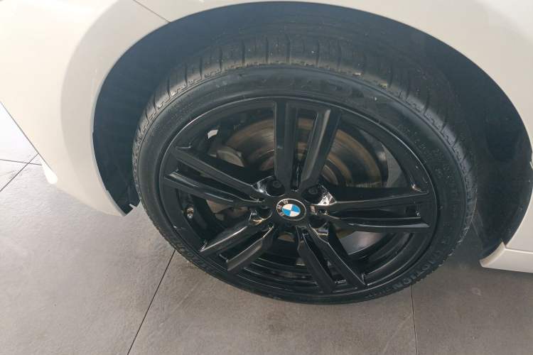 Used BMW 1 Series 2022 125i M Sport Night Edition Exterior 4