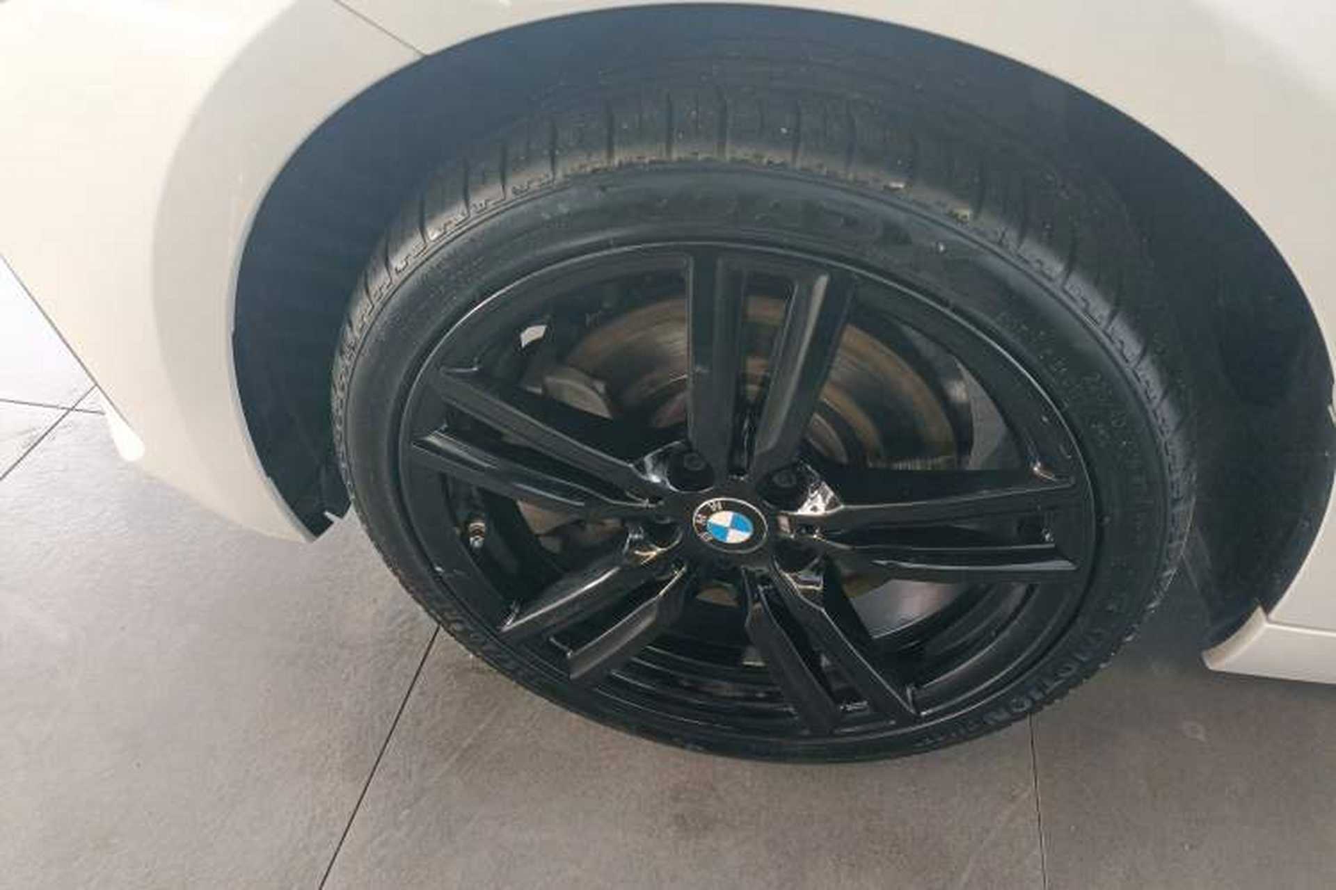 Used BMW 1 Series 2022 125i M Sport Night Edition Exterior 4