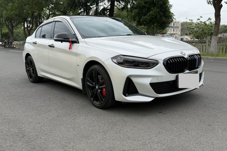 Used BMW 1 Series 2022 125i M Sport Night Edition Exterior 5