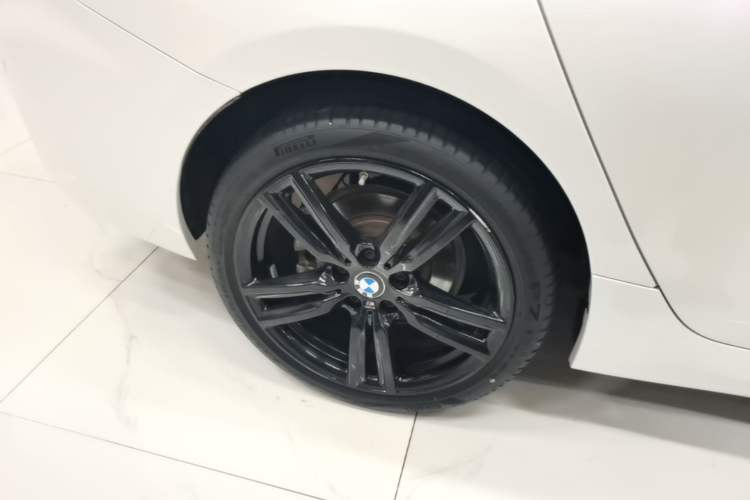 Used BMW 1 Series 2022 125i M Sport Night Edition Exterior 5