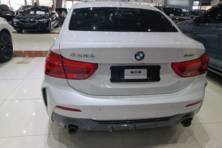 Used BMW 1 Series 2022 125i M Sport Night Edition Exterior 5