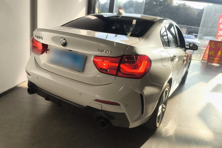 Used BMW 1 Series 2022 120i M Sport Night Edition Exterior 5