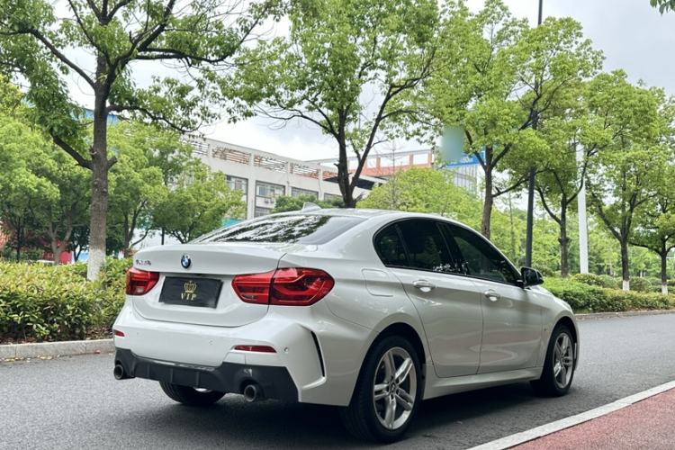 Used BMW 1 Series 2022 120i M Sport Night Edition Exterior 5
