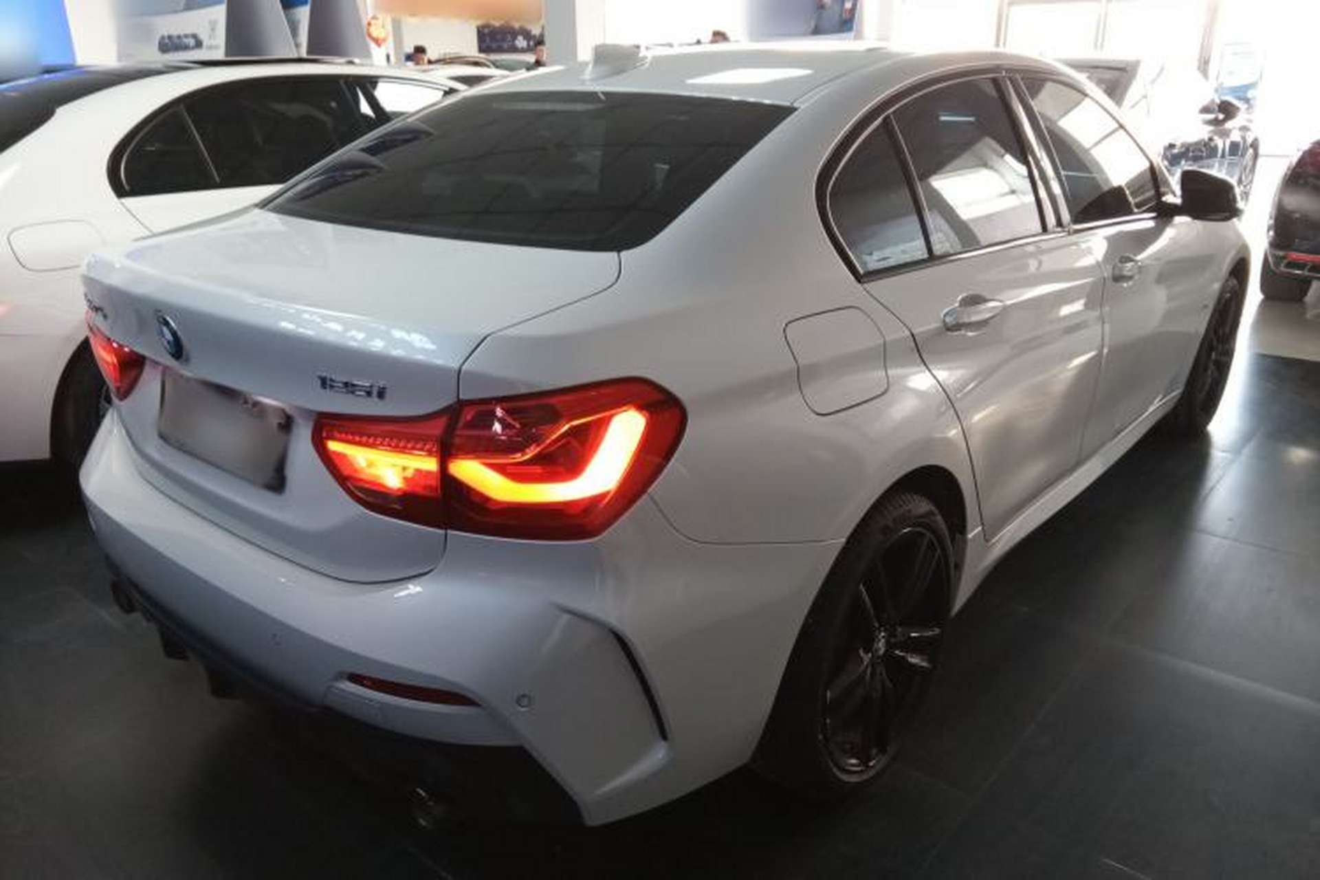 Used BMW 1 Series 2022 125i M Sport Night Edition Exterior 5