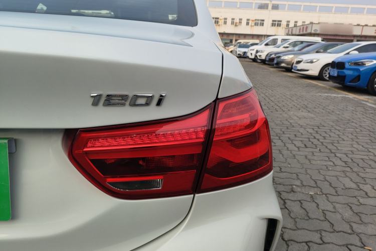 Used BMW 1 Series 2022 120i M Sport Night Edition Exterior 6