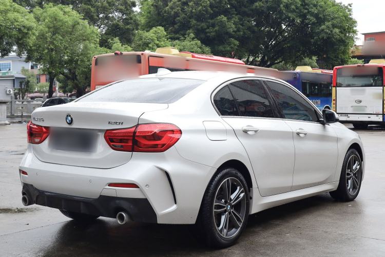 Used BMW 1 Series 2022 120i M Sport Edition Exterior 6