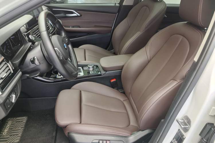 Used BMW 1 Series 2022 120i M Sport Night Edition Exterior 7