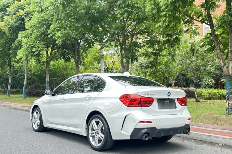 Used BMW 1 Series 2022 120i M Sport Night Edition Exterior 9