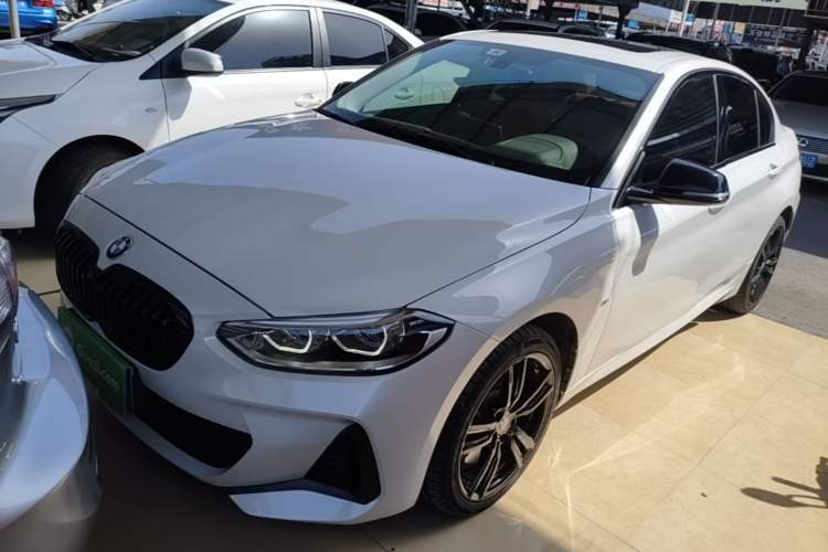 Ojetý BMW 1 Series 2022 125i M Sport Night Edition Guazi used car, China used car export, Used car for sale, Used cars, Cheapest cars for sale