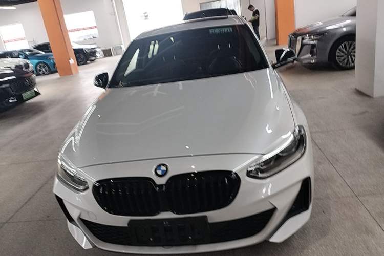 Used BMW 1 Series 2022 120i M Sport Night Edition Front