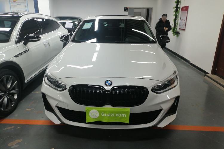 Used BMW 1 Series 2022 125i M Sport Night Edition Front
