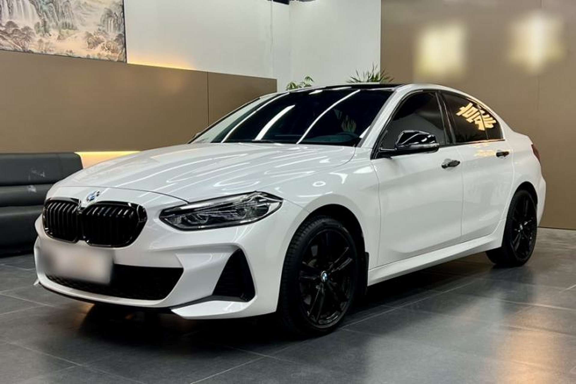 Used BMW 1 Series 2022 125i M Sport Night Edition Front Left 45 Deg