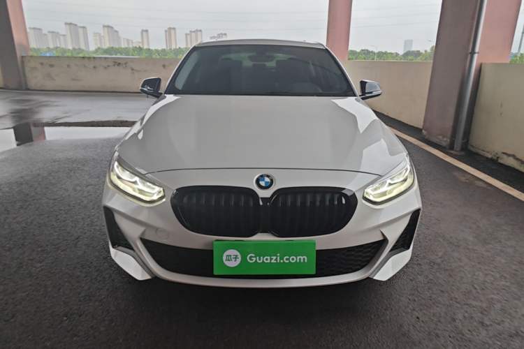 Used BMW 1 Series 2022 125i M Sport Night Edition Front