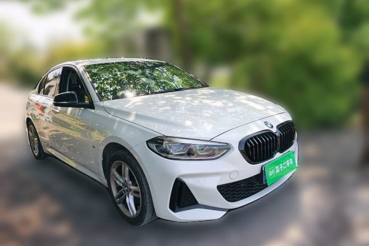 Used BMW 1 Series 2022 120i M Sport Night Edition Front Right 45 Deg