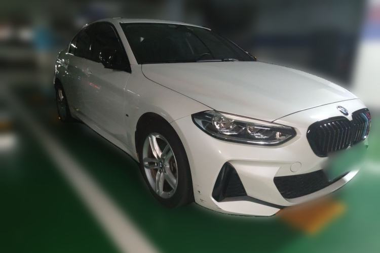 Used BMW 1 Series 2022 120i M Sport Night Edition Front Right 45 Deg