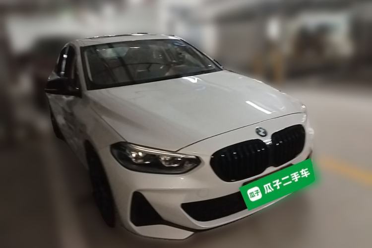 Used BMW 1 Series 2022 125i M Sport Night Edition Front Right 45 Deg