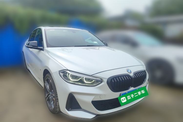 Used BMW 1 Series 2022 125i M Sport Night Edition Front Right 45 Deg