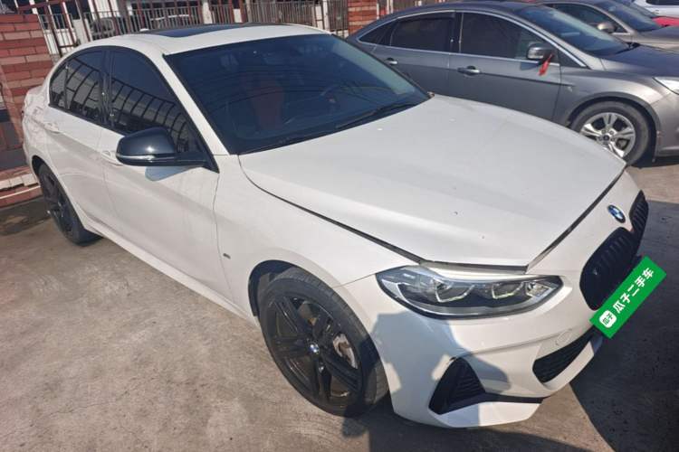 Used BMW 1 Series 2022 125i M Sport Night Edition Front Right 45 Deg