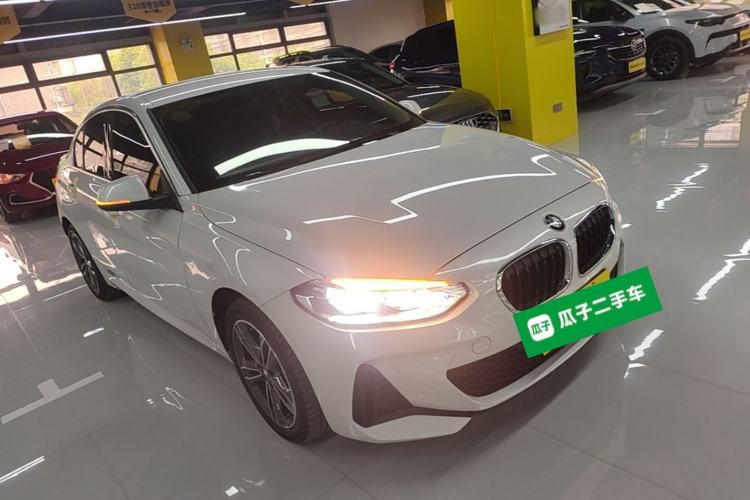 Used BMW 1 Series 2022 120i M Sport Edition Front Right 45 Deg