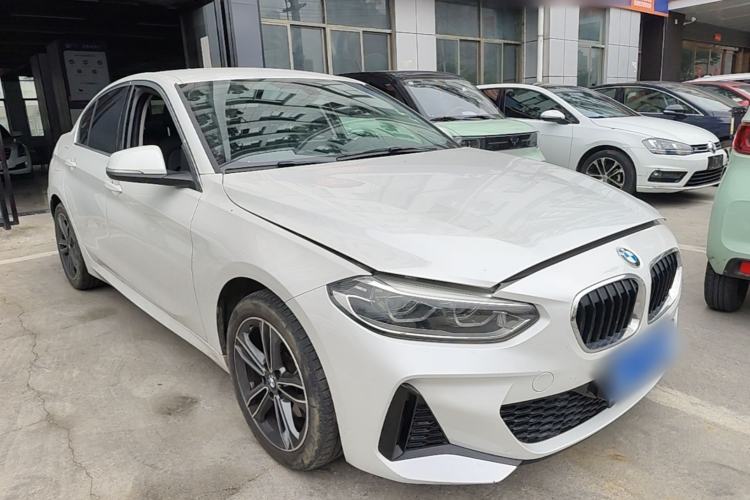 Used BMW 1 Series 2022 120i M Sport Edition Front Right 45 Deg
