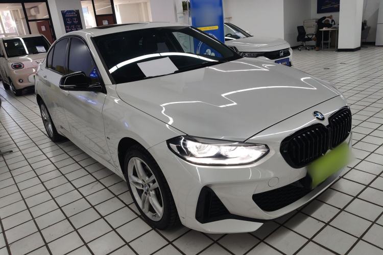 Used BMW 1 Series 2022 120i M Sport Night Edition Front Right 45 Deg