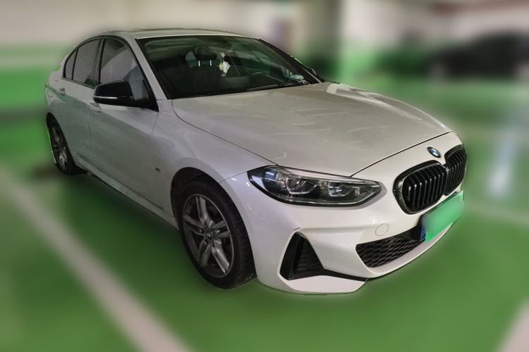 Used BMW 1 Series 2022 120i M Sport Night Edition Front Right 45 Deg
