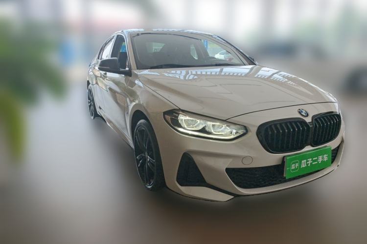 Used BMW 1 Series 2022 125i M Sport Night Edition Front Right 45 Deg
