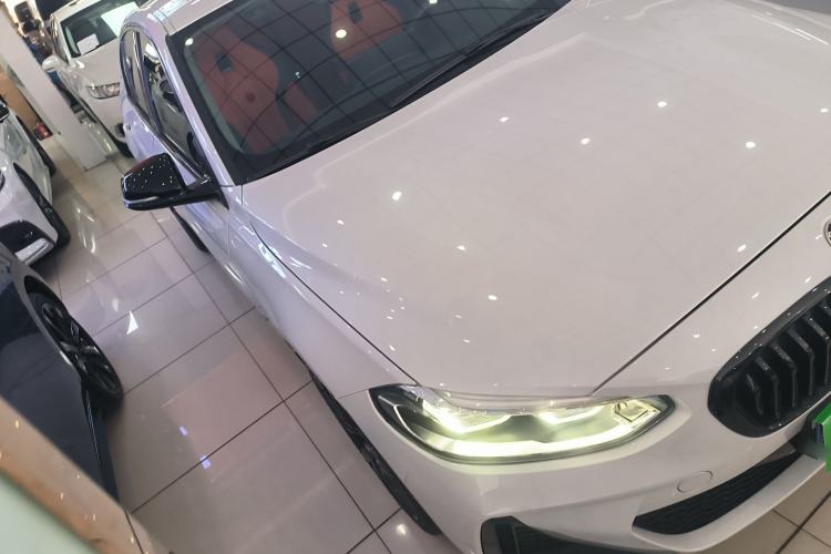 Used BMW 1 Series 2022 125i M Sport Night Edition Front Right 45 Deg