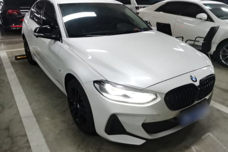 Used BMW 1 Series 2022 125i M Sport Night Edition Front Right 45 Deg