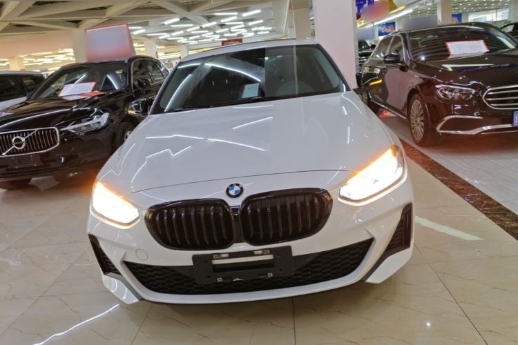 Used BMW 1 Series 2022 120i M Sport Night Edition Front