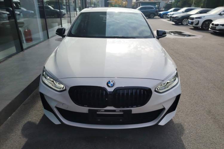 Used BMW 1 Series 2022 125i M Sport Night Edition Front