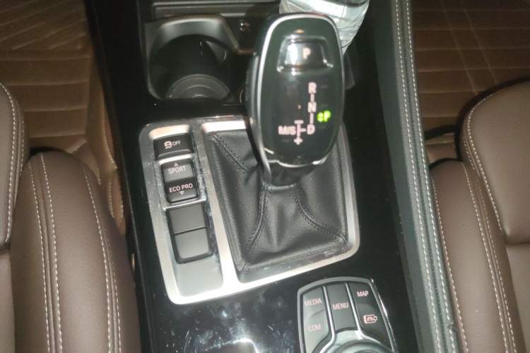 Used BMW 1 Series 2022 120i M Sport Night Edition Gear Lever