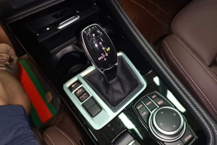 Used BMW 1 Series 2022 125i M Sport Night Edition Gear Lever