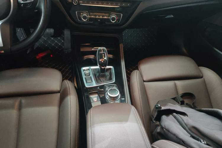 Used BMW 1 Series 2022 120i M Sport Night Edition Gear Lever