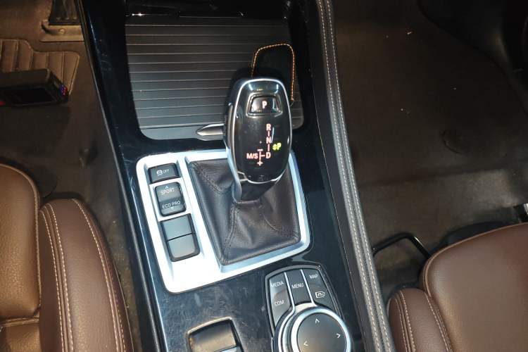 Used BMW 1 Series 2022 125i M Sport Night Edition Gear Lever