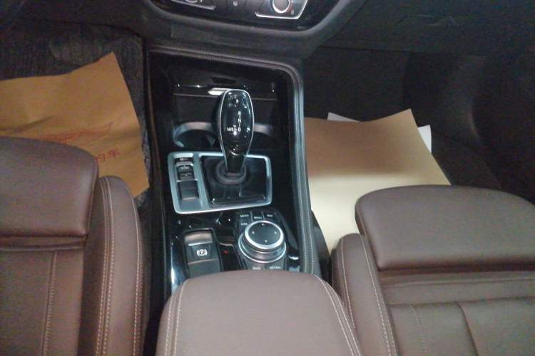 Used BMW 1 Series 2022 125i M Sport Night Edition Gear Lever