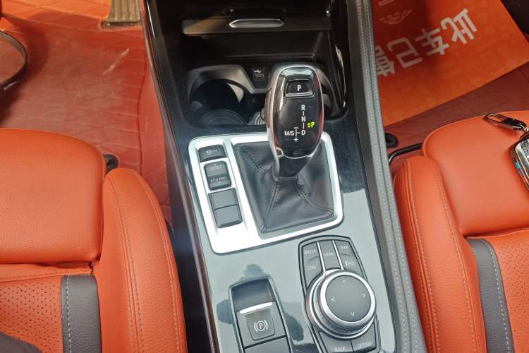 Used BMW 1 Series 2022 125i M Sport Night Edition Gear Lever