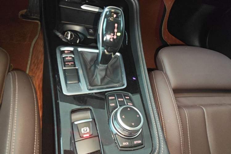 Used BMW 1 Series 2022 125i M Sport Night Edition Gear Lever