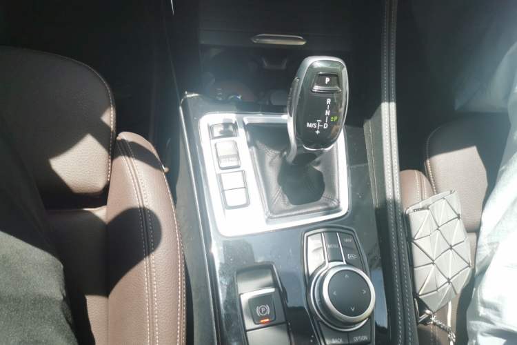 Used BMW 1 Series 2022 120i M Sport Night Edition Gear Lever