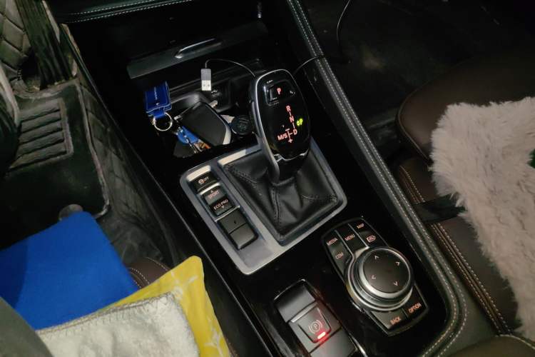 Used BMW 1 Series 2022 125i M Sport Night Edition Gear Lever