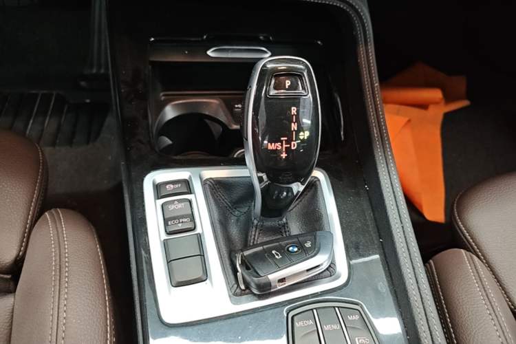 Used BMW 1 Series 2022 120i M Sport Night Edition Gear Lever