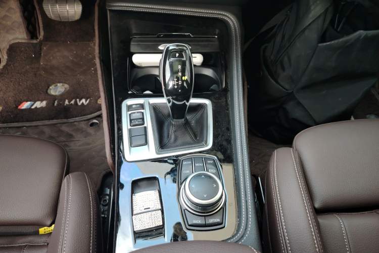 Used BMW 1 Series 2022 125i M Sport Night Edition Gear Lever
