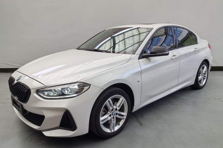 Used BMW 1 Series 2022 120i M Sport Night Edition Guazi used car, China used car export, Used car for sale, Used  cars, Cheapest cars for sale