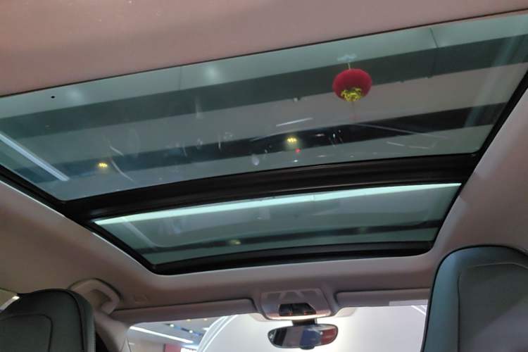 Used BMW 1 Series 2022 125i M Sport Night Edition Headliner