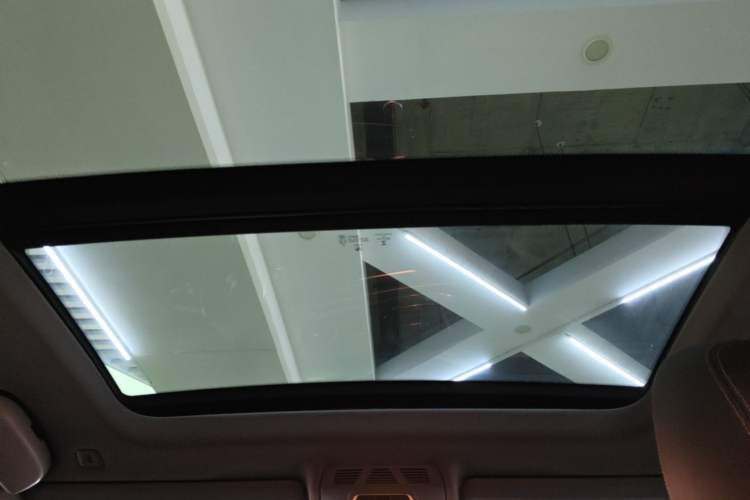 Used BMW 1 Series 2022 120i M Sport Night Edition Headliner