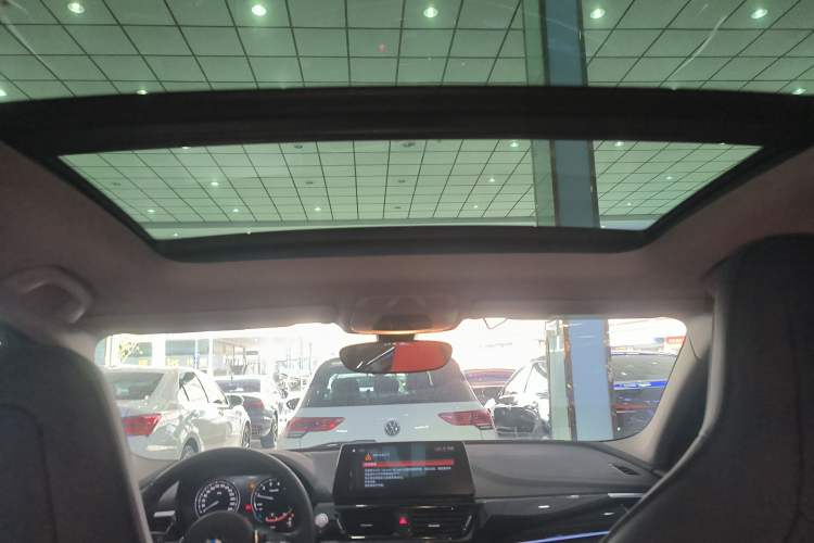 Used BMW 1 Series 2022 125i M Sport Night Edition Headliner